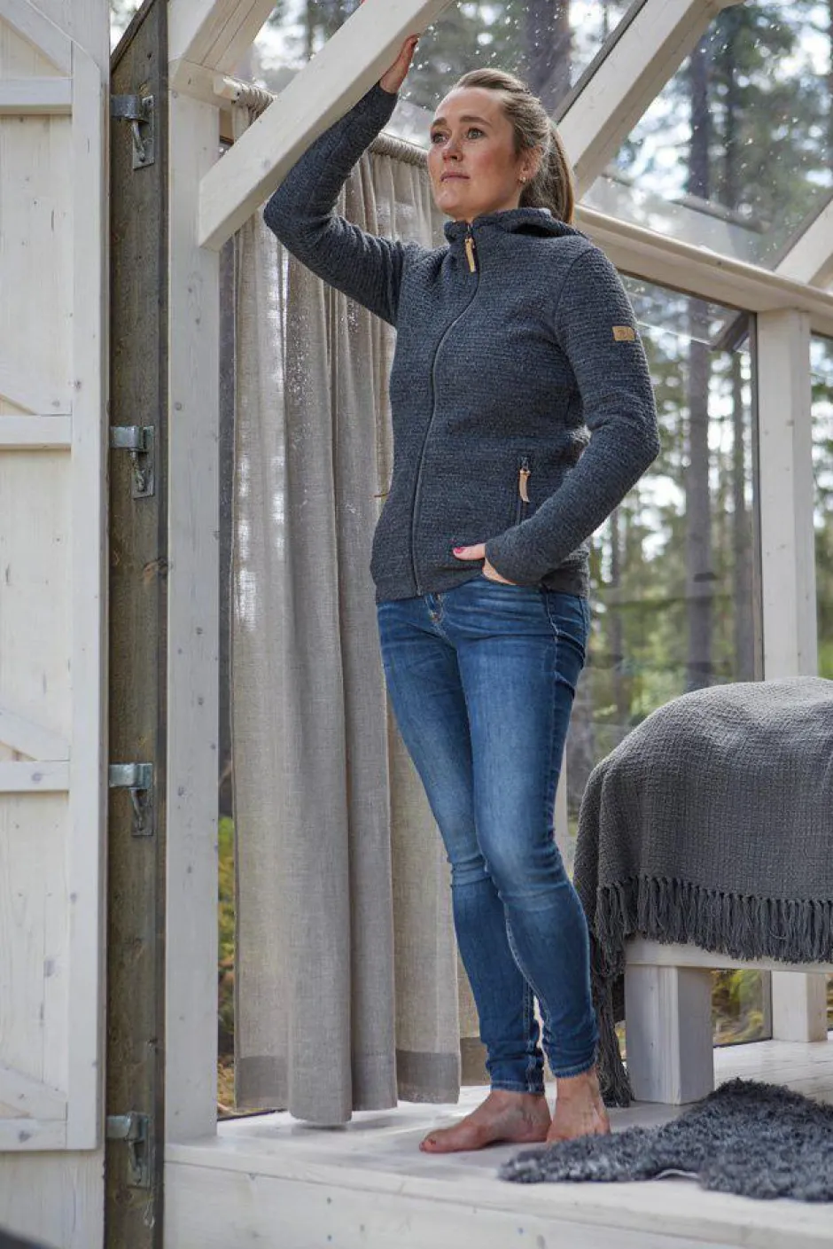 Ivanhoe of Sweden MOREL HOOD FEMALE, 60% FILTAD ULL, 40% LYOCELL — LIGHT SILVER GREY New